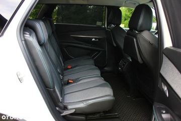 Peugeot 5008 II Crossover Facelifting 1.5 BlueHDi 130KM 2021 Peugeot 5008 Peugeot 5008 1.5 BlueHDI Allure SampS 1.5 Diesel 130KM, zdjęcie 35