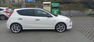 Hyundai i30 I CW Facelifting 1.6 CRDi 90KM 2012 Hyundai i30 lifting 1.6 crdi 90km Wyjatkowa wersja drugiej takiej NIE MA!!!, zdjęcie 17