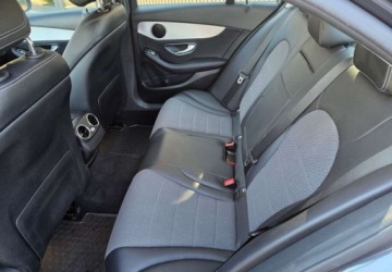 Mercedes Klasa C W205 Limuzyna 180 156KM 2016 Mercedes-Benz Klasa C Mercedes-Benz Klasa C 1.6 Benzyna 156KM, zdjęcie 11