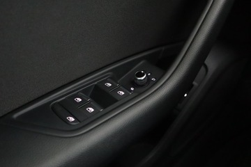 Audi A4 B9 Limousine Facelifting 2.0 35 TFSI 150KM 2023 Audi A4 35 TFSI, Salon Polska, 1. Właściciel, zdjęcie 19