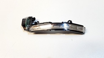 KIERUNKOWSKAZ KIERUNEK LUSTERKA LEWY JAGUAR XF XJ XE 3040-043 2065S