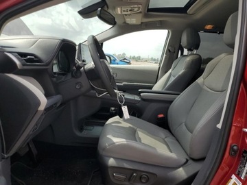 Toyota Sienna III 2023 Toyota Sienna Limited 2023 2.5l 2.5 Hybryda 245KM, zdjęcie 7