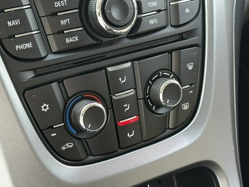 Opel Astra J Sports Tourer Facelifting 1.7 CDTI ECOTEC 110KM 2013 Opel Astra 2 kpl.kół, Navi, LED, Klimatyzacja, zdjęcie 19