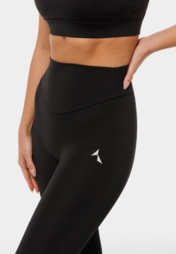 Черные спортивные леггинсы ULTRABASIC L