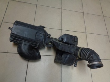 POUZDRO FILTRU VZDUCHU LANCIA THESIS 60673181