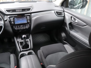 Nissan Qashqai II Crossover Facelifting 1.5 dCi 115KM 2018 Nissan Qashqai 1.5 dCi, Salon Polska, Serwis ASO, zdjęcie 7