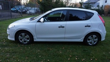 Hyundai i30 I CW Facelifting 1.6 CRDi 90KM 2012 Hyundai i30 piękny. Gwarancja. Polecam !!!, zdjęcie 9