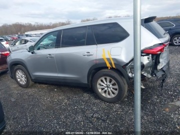 Toyota 2024 Toyota Grand Highlander 2024r., XLE, od ubezpieczalni 2.4 Benzyna 265KM, zdjęcie 3