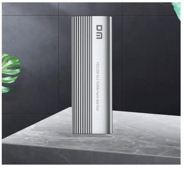 Отсек для твердотельного накопителя M.2 NVME Скорость USB-C 10 Гбит/с USB-C / USB-A