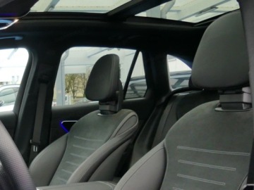 Mercedes GLC C254/X254 Coupe 2.0 220d 197KM 2026 MERCEDES-BENZ GLC 220 d 4-Matic AMG Line 2.0(197KM) 2026, zdjęcie 8