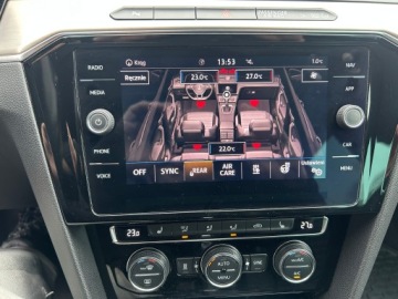 Volkswagen Passat B8 Variant 2.0 TDI BlueMotion SCR 190KM 2018 R-Line* Webasto* ACC*Kamera* EL Klapa* Navi* GWARANCJA, zdjęcie 29