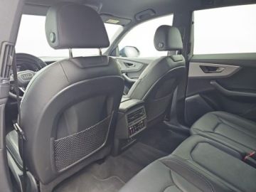 Audi Q8 SUV 3.0 55 TFSI 340KM 2024 Audi Q8 pneumatyka, head up, hak, aktywny tempomat, 3.0 Benzyna 340KM, zdjęcie 26