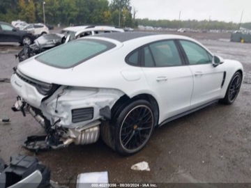 Porsche Panamera II 2022 Porsche Panamera Platinum Edition, 2022r., 2.9L 2.9 Benzyna 325KM, zdjęcie 2