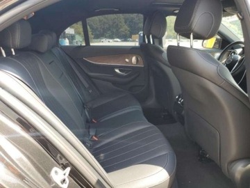 Mercedes Klasa E W213 2022 Mercedes-Benz Klasa E 2022, 2.0L, od ubezpieczalni 2.0 Benzyna 255KM, zdjęcie 8