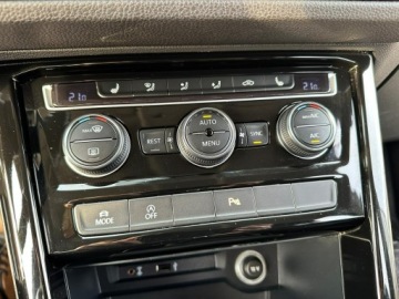 Volkswagen Touran III 1.4 TSI 150KM 2017 Volkswagen Touran 7osób 2kpl.opon SalonPL, zdjęcie 28