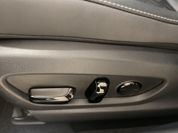 Lexus UX 2025 Lexus UX 300h Omotenashi Lexus UX 300h Omotenashi,, zdjęcie 12