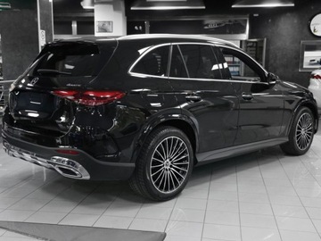 Mercedes GLC C254/X254 2025 MERCEDES-BENZ GLC 200 d 4-Matic AMG Line 2.0 (163KM) 2025, zdjęcie 2