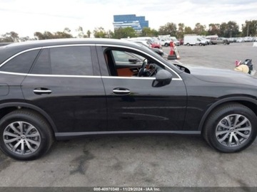 Mercedes GLC C254/X254 2025 Mercedes-Benz GLC 2025r., 4X4, od ubezpieczalni 2.0 Benzyna 255KM, zdjęcie 7