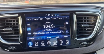 Chrysler Pacifica II 3.6 V6 291KM 2017 Chrysler Pacifica V6 291KM NaviPL El.DrzwiKlapa Kamera 3.6 Benzyna 291KM, zdjęcie 18