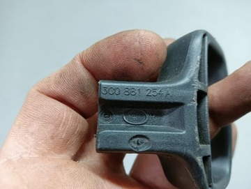 3C0881254A GOLF VII RACZKA FOTELA PRAWA