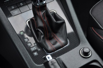 Skoda Octavia III RS Kombi 2.0 TDI 184KM 2015 Škoda Octavia Skoda Octavia GWARANCJA CHELLENGE, zdjęcie 37