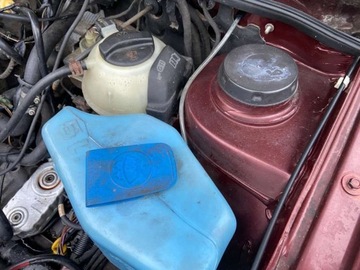 Volkswagen Passat B3 Sedan 2.0 115KM 1990 Volkswagen Passat Volkswagen Passat B3 Automat Sedan Welur Bordo Super Sta, zdjęcie 16