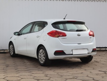 Kia Ceed II Hatchback 5d Facelifting 1.4 CRDi 90KM 2015 Kia Ceed 1.4 CRDi, Klima, zdjęcie 3