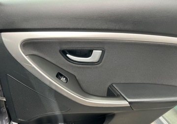 Hyundai i30 II Wagon Facelifting 1.6 CRDi 110KM 2016 Hyundai i30 1.6D 110KM Autom.Navi Kamera Led Xenon Grzane Siedz.Oplacony G, zdjęcie 12