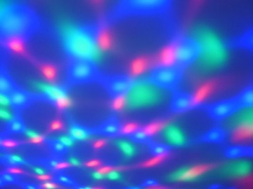 ВРАЩАЮЩАЯСЯ СВЕТОДИОДНАЯ ЛАМПА ДЛЯ ДИСКО E27 RGB — НАБОР