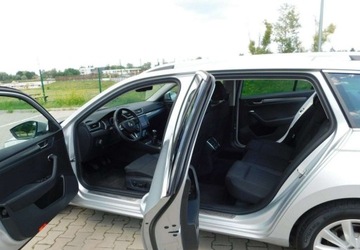 Skoda Superb III Kombi Facelifting 1.5 TSI 150KM 2019 Skoda Superb z Gwarancja Salon Polska Model 2020r 1.5 Benzyna 150KM, zdjęcie 9