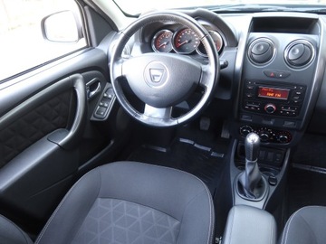Dacia Duster I SUV Facelifting 1.6 16V 105KM 2014 Dacia Duster 1.6 16V, Salon Polska, Serwis ASO, zdjęcie 6