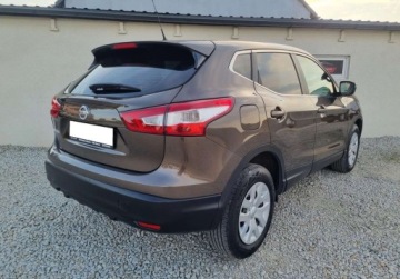 Nissan Qashqai II Crossover 1.2 DIG-T 115KM 2014 Nissan Qashqai SLICZNA 1.2 Benzyna NIEZAWODNY Oryginal Zadbany 2015r NISKI, zdjęcie 4