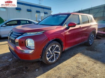 Mitsubishi Outlander III 2024 Mitsubishi Outlander Se 2024 2.5 Benzyna 181KM