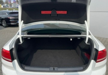 Volkswagen Passat B8 Limousine 1.8 TSI BlueMotion Technology 180KM 2016 Volkswagen Passat Full LED Automat Tempomat FV Marza 1.8 Benzyna, zdjęcie 32