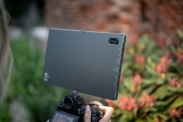 LED NEWELL RGB -W RANGHA MAX XL 2500 - 9900K (28 x 18 см) 1600 Lumens