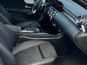 Mercedes CLA C118/X118 Shooting Brake Facelifting 2.0 250 224KM 2025 CLA 250 4-Matic AMG Line Shooting Brake 2.0 (224KM) 2025, zdjęcie 10