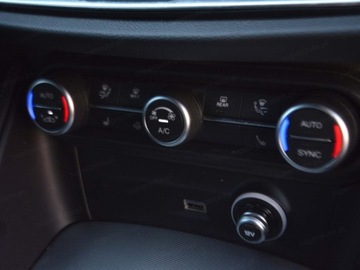 Alfa Romeo Stelvio SUV Facelifting 2023 2.0 GME Turbo 280KM 2025 ALFA ROMEO Stelvio Turbo Veloce Q4 Suv 2.0 (280KM) 2025, zdjęcie 8