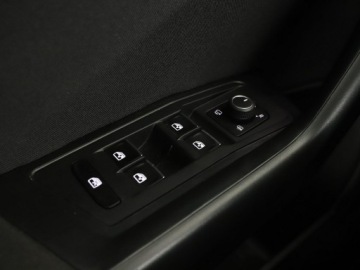 Volkswagen T-Roc I SUV 1.0 TSI 110KM 2021 Volkswagen T-Roc 1.0 TSI Style Climatronic Virtual, zdjęcie 33