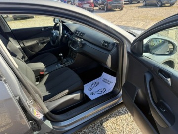 Volkswagen Passat B6 Sedan 1.9 TDI 105KM 2006 Volkswagen Passat *1.9 TDI*navi*alu*z Niemiec*, zdjęcie 23
