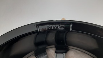 KOLA CELOROČNÍ TOYOTA AURIS 1-1G NOKIA 225/40R18