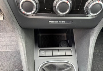 Volkswagen Golf VI Hatchback 5d 1.4 80KM 2009 Volkswagen Golf WV Golf 6gen 1.4 Benzyna 80KM, zdjęcie 15