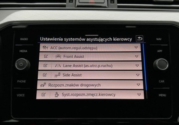 Volkswagen Passat B8 Limousine Facelifting 2.0 TSI 190KM 2021 Volkswagen Passat Business Pakiety, ACC, Ladowarka indukcyjna, GPS, ergoC, zdjęcie 28