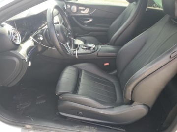 Mercedes Klasa E W213 2020 Mercedes-Benz Klasa E 450 2020 3.0l 3.0 Benzyna 362KM, zdjęcie 7