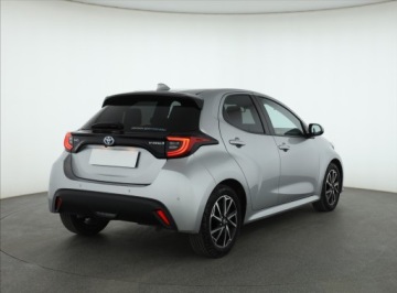 Toyota Yaris IV Hatchback 1.5 Hybrid Dynamic Force 116KM 2023 Toyota Yaris 1.5 VVT-i Hybrid, Salon Polska, zdjęcie 4