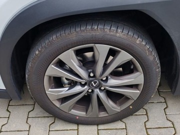 Lexus UX Crossover Facelifting 2.0 300h 199KM 2025 Od ręki - 300h F Sport Design 2.0 Hybrid Dynamic Force 199KM | 10 głośników, zdjęcie 11