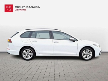Volkswagen Golf VIII Variant 2.0 TDI 115KM 2022 Volkswagen Golf SalonPL 2.0TDI 115KM Life Pakiety Comfort LED ACC Digital, zdjęcie 3