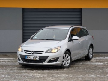 Opel Astra J Sports Tourer Facelifting 1.4 Turbo ECOTEC 140KM 2014 Opel Astra Fabryczne LPG Alu Klima Tempomat Serwis Gwarancja 1.4 140KM