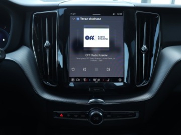 Volvo XC60 II 2022 Volvo XC60 B4 AWD, Salon Polska, 1. Właściciel, zdjęcie 15