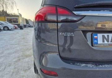 Opel Zafira C Tourer 1.4 Turbo ECOTEC 140KM 2016 Opel Zafira 7-osob Super stan 1.4 Benzyna 140KM, zdjęcie 9