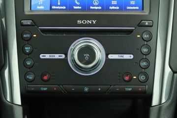 Ford Mondeo V Liftback Facelifting 2.0 EcoBlue 150KM 2020 Ford Mondeo 2.0 EcoBlue, Salon Polska, zdjęcie 9